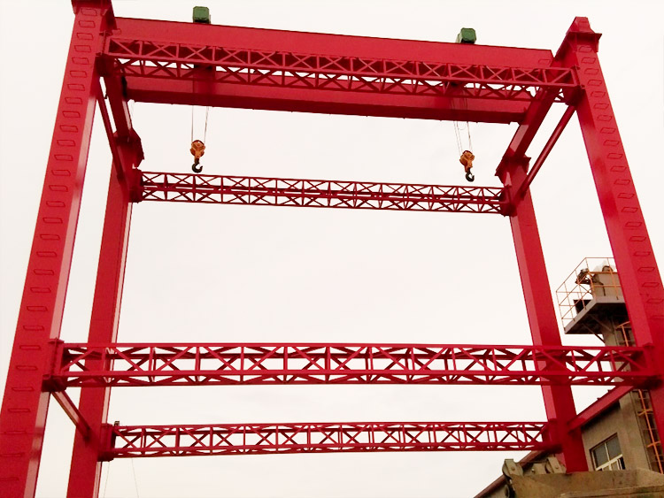 Non-standard crane