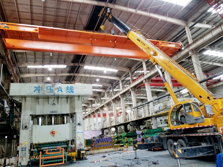 Double beam crane