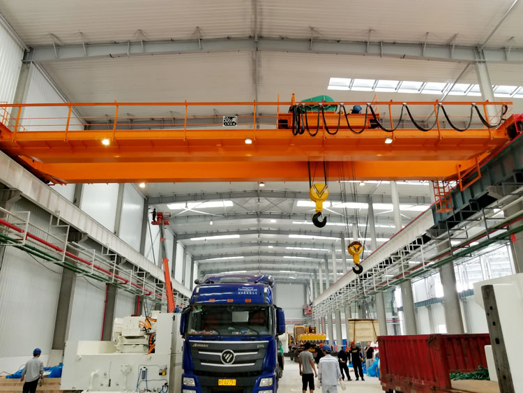 Double beam crane